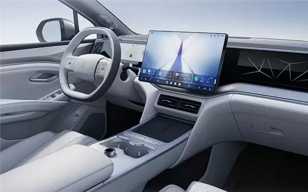 自驾游神器！比亚迪宋Ultra+EV内饰公开：座椅可秒变双人大床