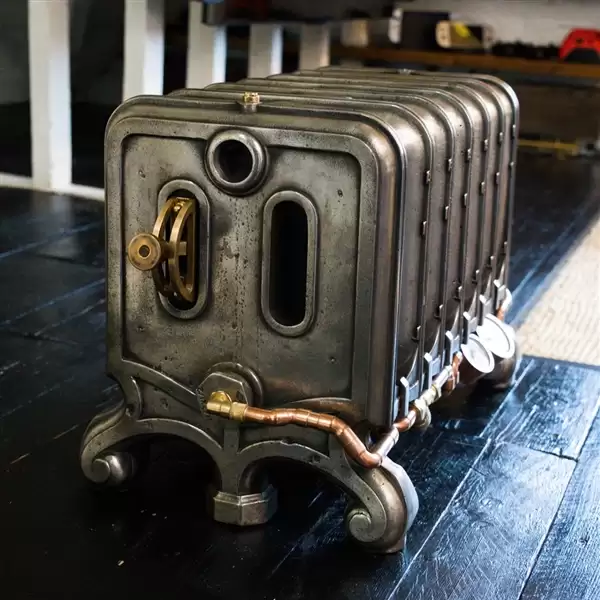 冬天能当暖气片!高玩DIY超硬核铸铁散热器PC:重达99公斤 内置18升冷却液