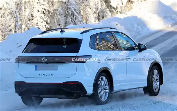 双边四出排气抢眼!大众全新Tiguan R谍照曝光:有望搭载高尔夫R动力