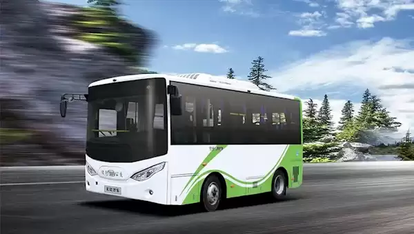 东莞近千辆电动公交车电池衰减停运 司机：标称续航400公里实际只能跑160
