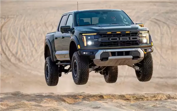 福特2026年召回430万辆皮卡/SUV，因拖挂时制动灯熄灭及刹车失效风险