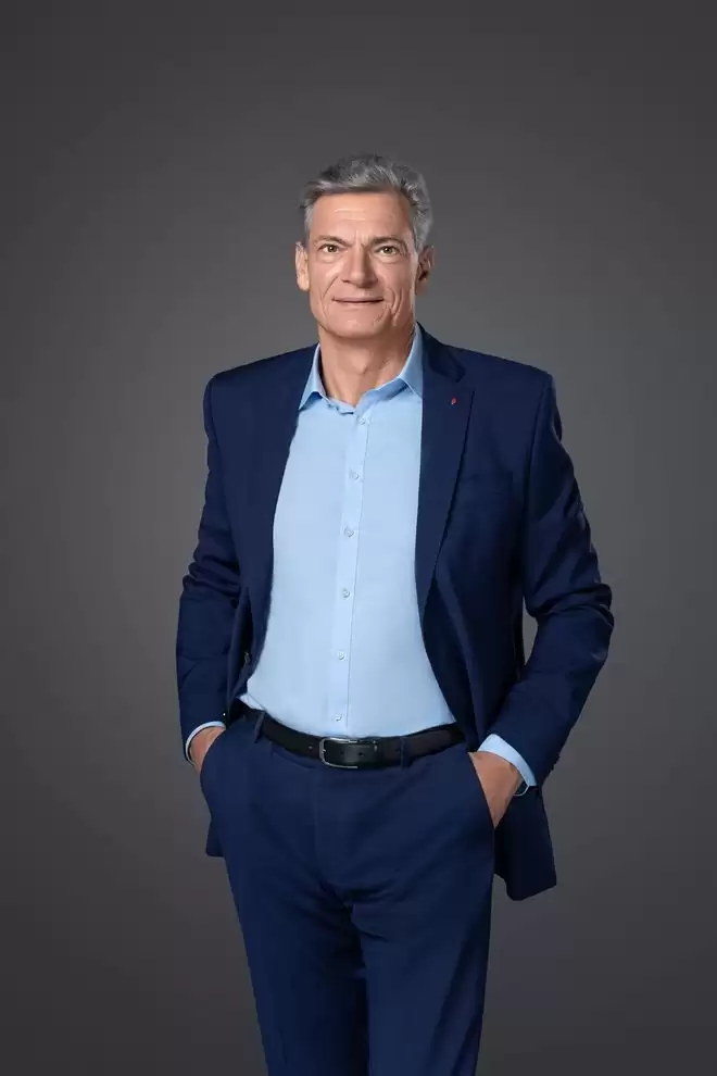 3 奥迪中国总裁罗英瀚博士(Dr Johannes Roscheck)