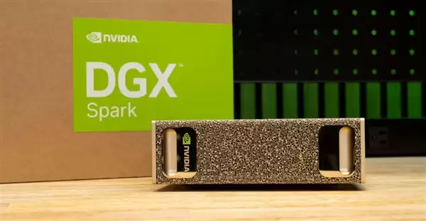 4万元!NVIDIA迷您工作站DGX Spark官方大涨價