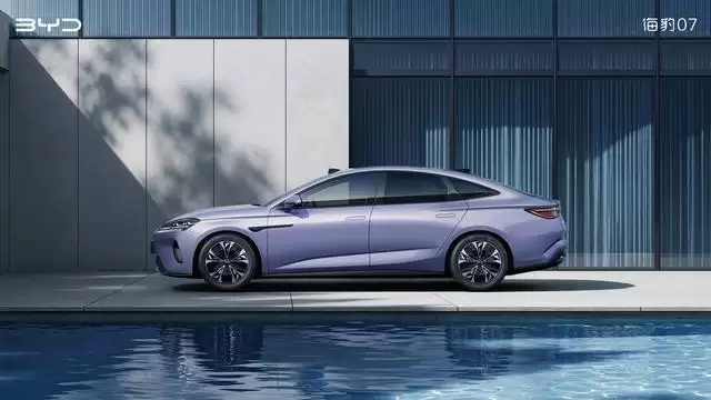 紫定出色:2026款比亚迪海豹07 EV新车预热
