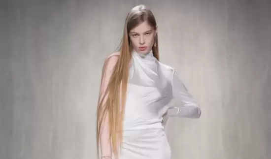 马斯克情何以堪:大儿子变性成女人后登上米兰时装周 为Gucci走秀