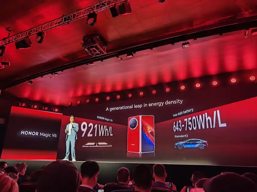 荣耀Magic V6 2026MWC全球首发 以跨代技术重新定义折叠旗舰 荣耀Magic V6 2026MWC全球首发 以跨代技术重新定义折叠旗舰