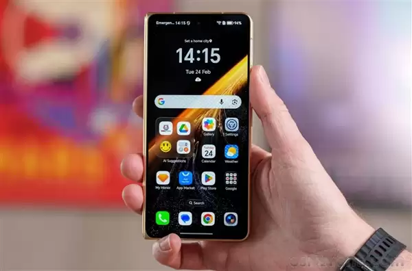 荣耀Magic V6首发新一代青海湖刀片电池：能量密度突破900Wh/L 史无前例