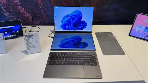 屏幕想放哪就放哪!联想模块化AI PC来了:单双屏自由切换、接口随意拼