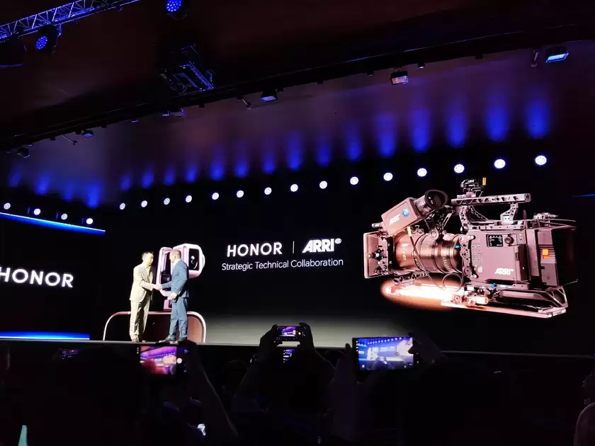 荣耀与阿莱达成战略技术合作 共创未来移动影像新标准