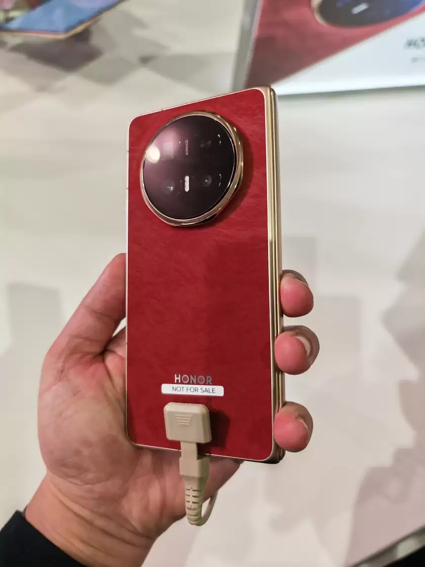 荣耀Magic V6 2026MWC全球首发 以跨代技术重新定义折叠旗舰 荣耀Magic V6 2026MWC全球首发 以跨代技术重新定义折叠旗舰