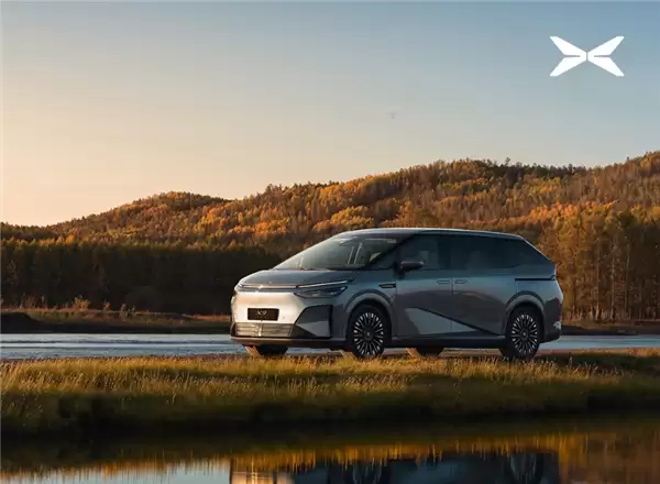 第二代VLA上车 通行效率比肩老司机!2026款小鹏X9纯电版一图看懂