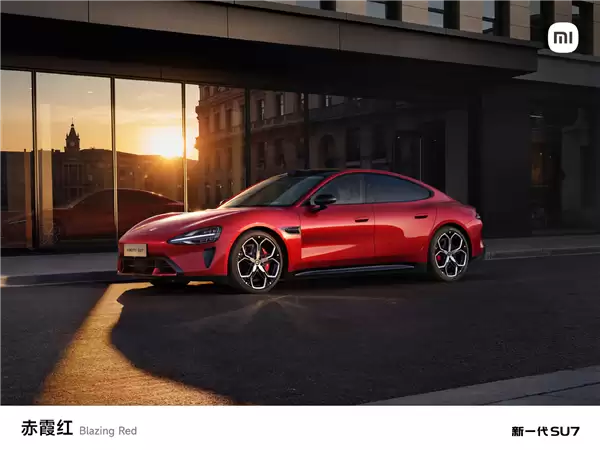 雷军：3月4日起 小米新一代SU7实车陆续进店