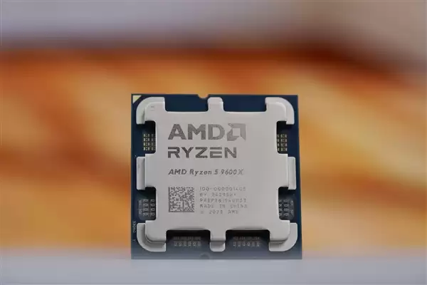 华擎主板成功挽救锐龙5 9600X!多亏了新版本BIOS
