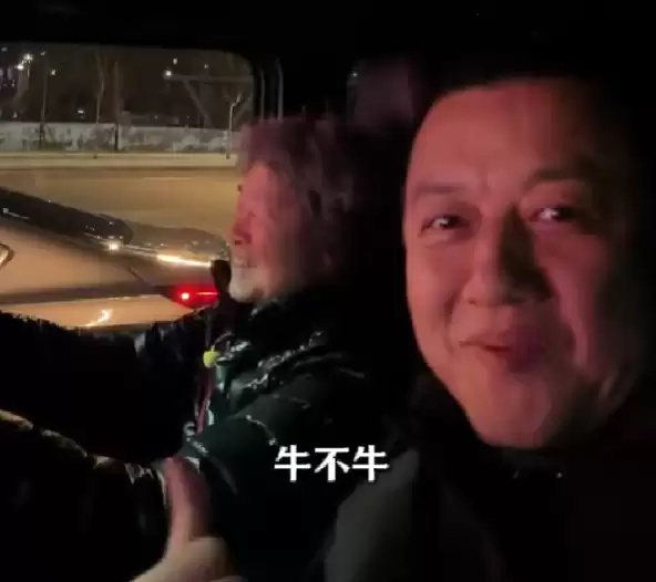 李亚鹏元宵节真情告白!呼吁大家拥抱母亲