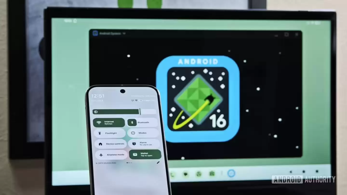 谷歌Pixel 8及后续机型正式上线“桌面模式”，手机连接显示器“秒变电脑”