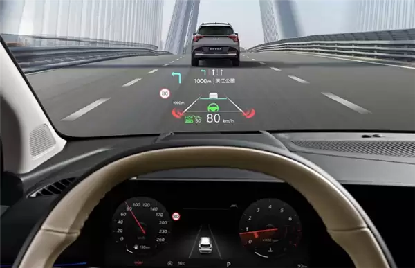 起亚破釜沉舟了!新款狮铂拓界上市:“焕新一口价”10.99万起