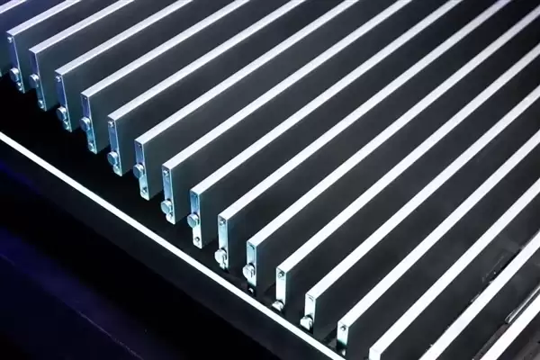 王传福：为什么买燃油车 大家都不会关注油箱大小