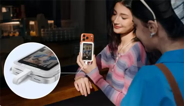 主摄自拍可预览！影石Snap手机自拍屏发布 499元起