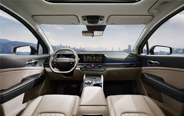 起亚破釜沉舟了!新款狮铂拓界上市:“焕新一口价”10.99万起