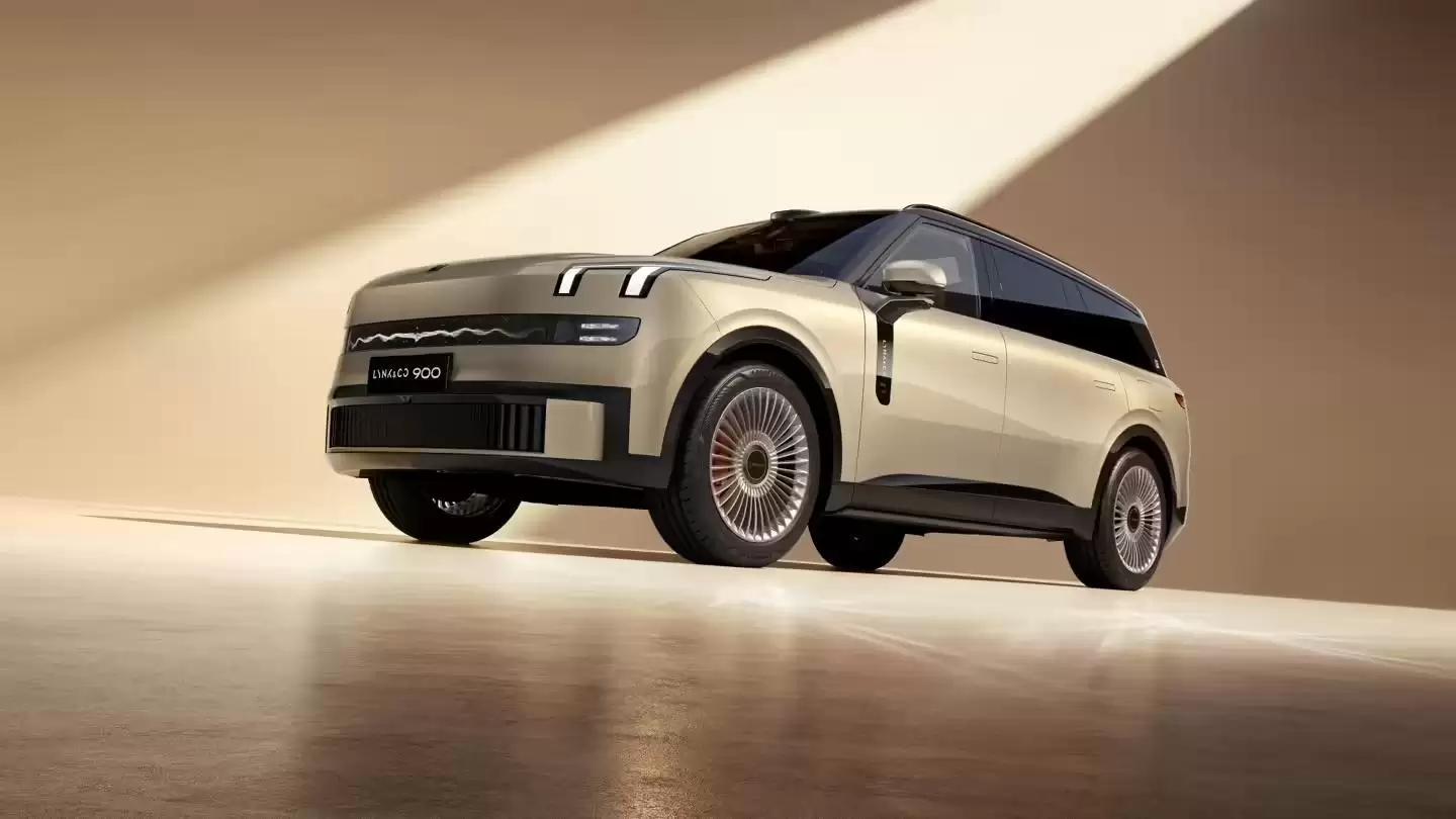 领克900大五座SUV官宣亮相,全新“日冕金”车身