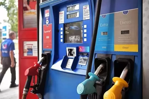 国际原油连续推涨 下周国内油价或将迎年内最大涨幅