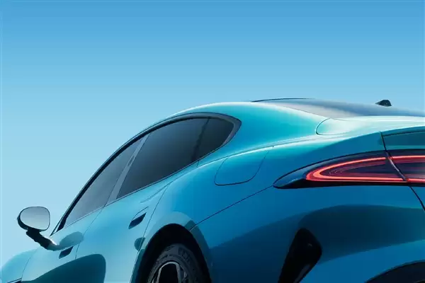 小米女车主都有一个共同特点！雷军：祝所有女车主节日快乐