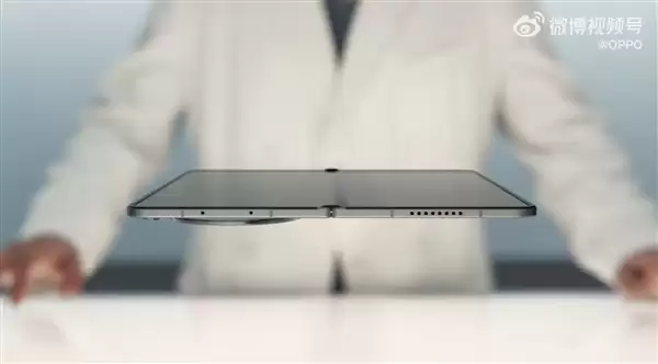 折痕已经诞生8年了！OPPO Find N6终结折痕：折叠屏迈入无痕时代