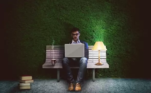 中国大模型周调用量连续两周超越美国！MiniMax M2.5蝉联全球第一