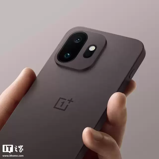 一加15T全白配色“治愈白巧”公布:金属中框+背板均采用白色设计