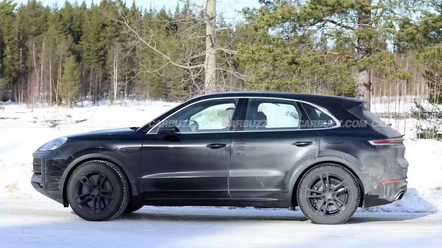 保时捷卡宴插电混动版Turbo E-Hybrid路测图曝光