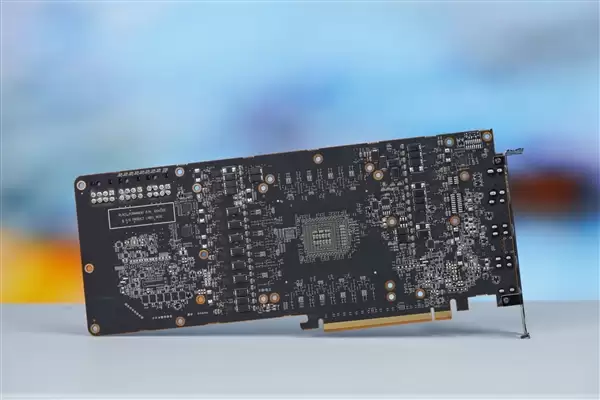 AMD FSR4不支持老卡 也不吱声!玩家群情激愤