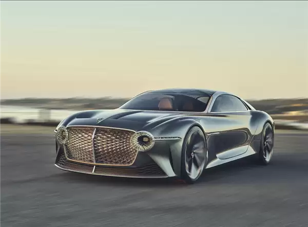 超豪华汽车集体后悔电动化:还是得有发动机轰鸣声