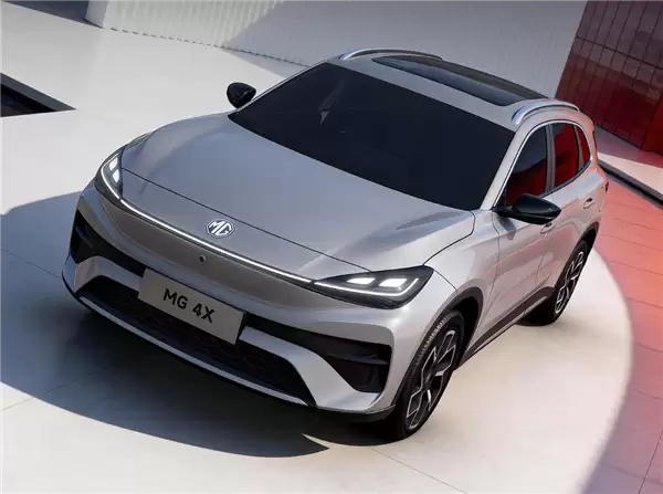 上汽名爵纯电SUV官宣：入门即搭半固态电池 续航超500km