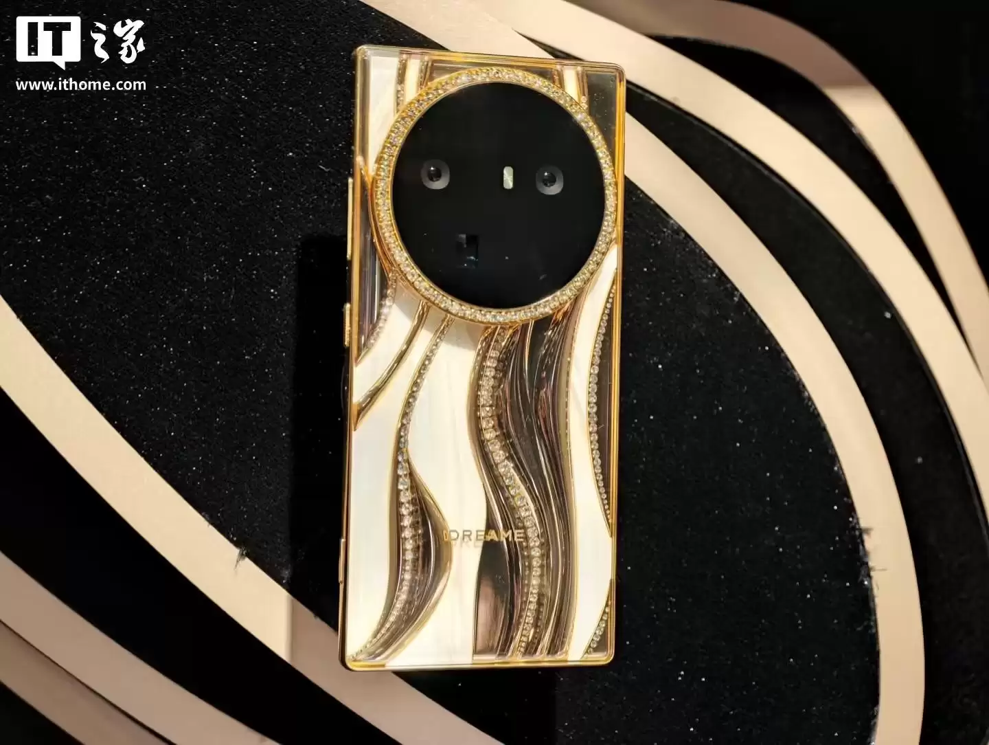 初探追觅旗舰手机:搭载第五代骁龙8至尊版处理器、预装努比亚星云AIOS系统