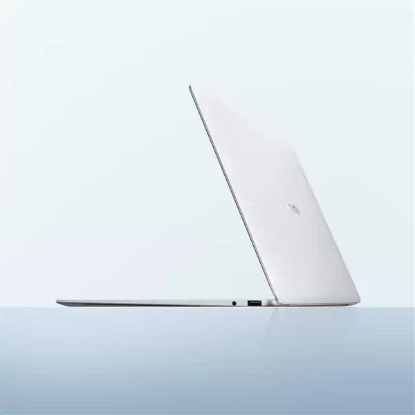 小米笔记本Pro 14三配色外观公布：白色、雅灰、柔雾蓝