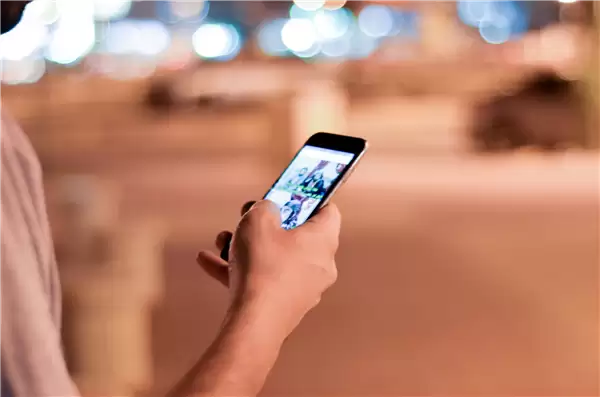 人大代表：呼吁所有APP上线极简老年模式 大额转账设24小时冷静期