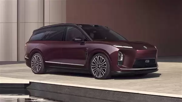 大三排SUV销冠！蔚来全新ES8 M42星云红配色上市：选配价1万元