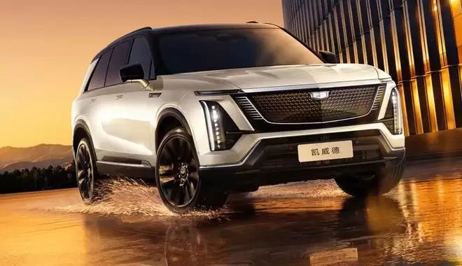 舱内隐藏式激光雷达+Momenta智驾 凯迪拉克凯威德亮相