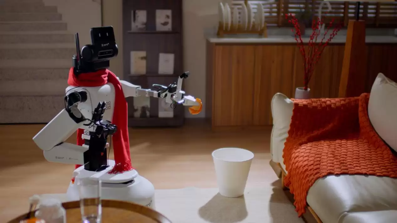 元点智能发布全新协作机器人N1:首创异构机械臂组结构 模拟人类左右分工