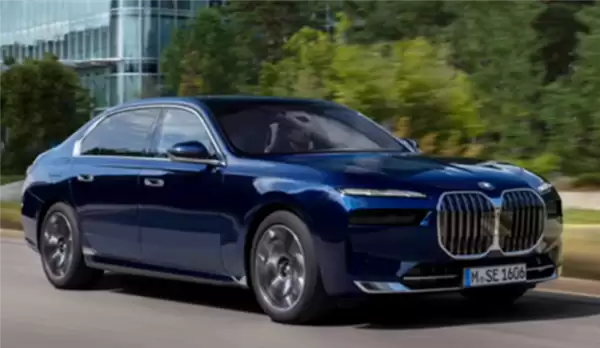 用户接受度低迷!齐普策:宝马将暂时放弃L3级自动驾驶