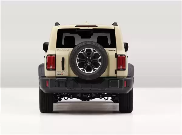 最畅销的硬派越野上新 坦克300新能源申报:车身加长、装上智驾