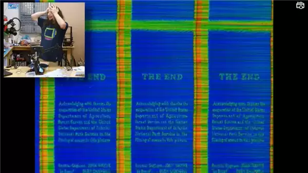 时代的眼泪 显微镜下观察CED光盘:竟真看到了视频画面!