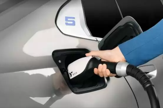 逸安启超充设备