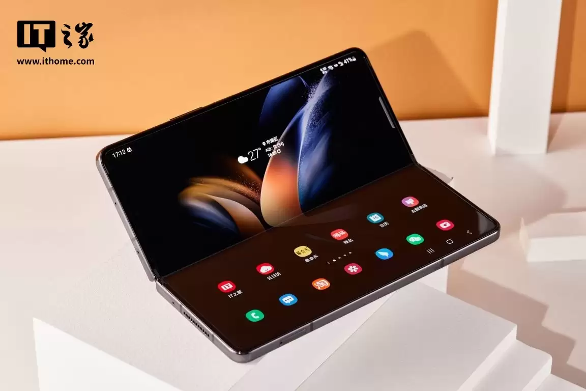三星Galaxy Z Fold8折叠手机曝光:告别4400mAh,升至5000mAh