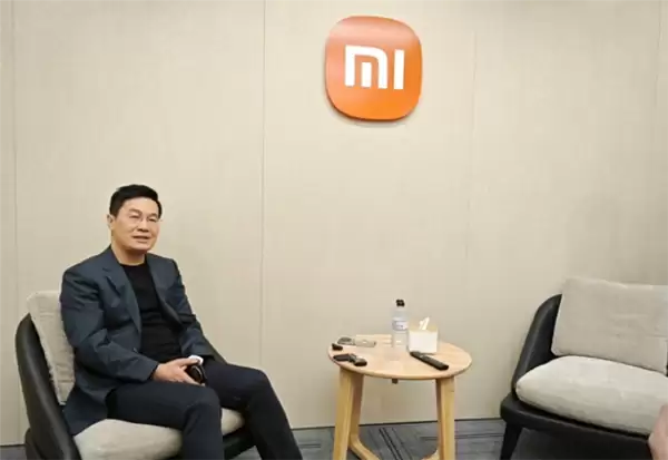 卢伟冰回应小米手机为何还没涨价：小米产品很多元化 内存压力暂时可以自己去扛