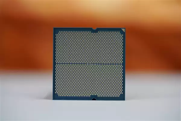 首款双3D缓存CPU:AMD锐龙9 9950X3D2现身CPU-Z!