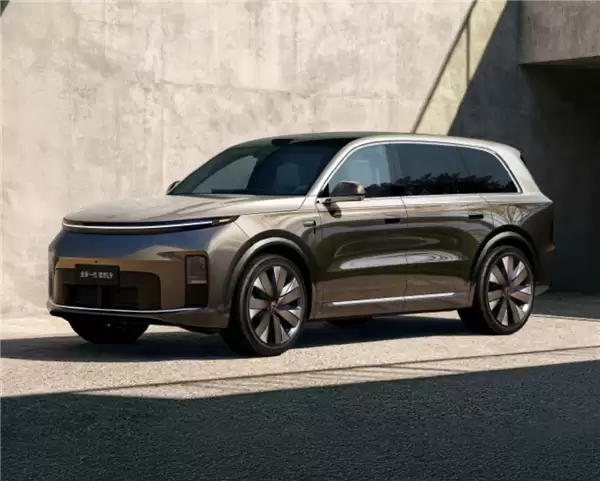 理想高管:理想原生增程3.0系统做不了轿车 为了车内空间增程器做高了