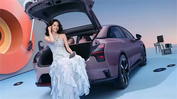 女车主奇多 新款小鹏MONA M03官图发布:全方位大升级