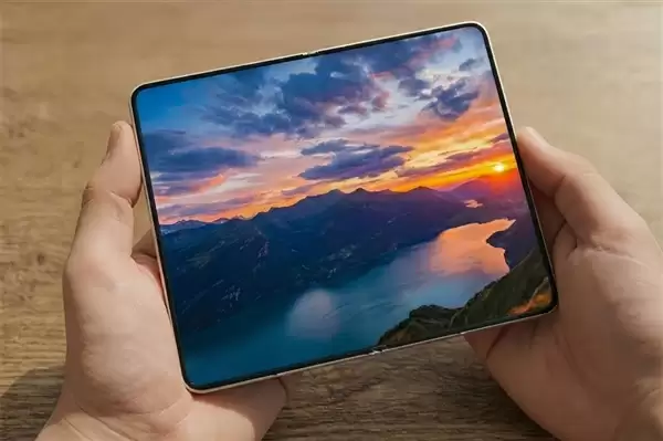 iPhone Fold首发分屏功能：苹果手机秒变生产力工具