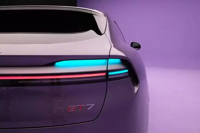 广汽+华为王炸合体！启境GT7首发十大黑科技 或能打破猎装车魔咒？